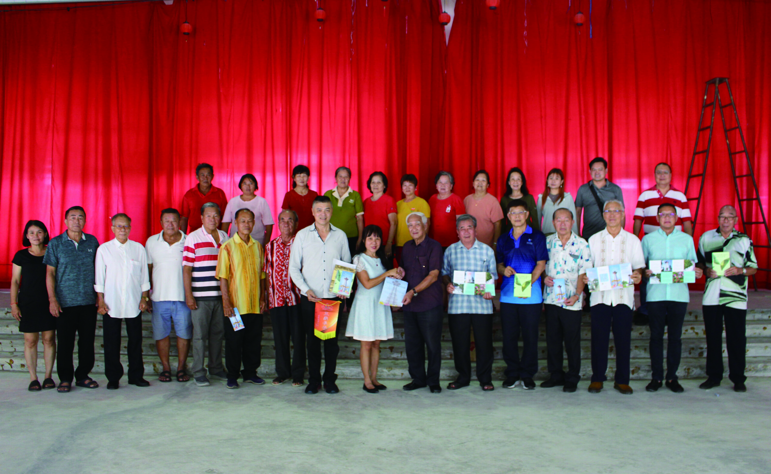 吉隆坡广东义山董事会拜访北马冷水河村委会